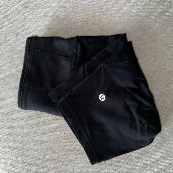 Lululemon - Black - Fast & Free 8” Shorts - Size 4 - Picture 5 of 6